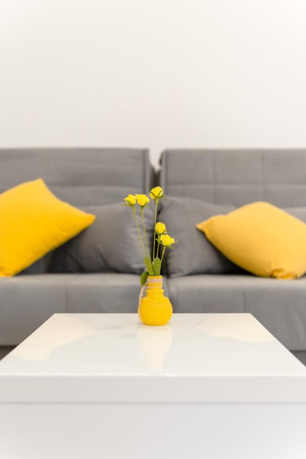 Apartments Villa Tudor 1 Đảo Hvar Ngoại thất bức ảnh