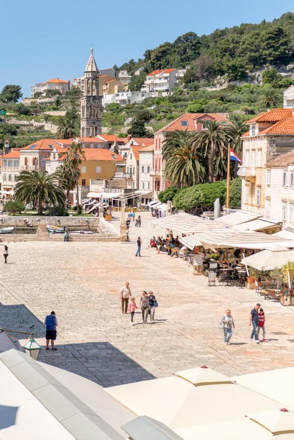 Apartments Villa Tudor 1 Đảo Hvar Ngoại thất bức ảnh