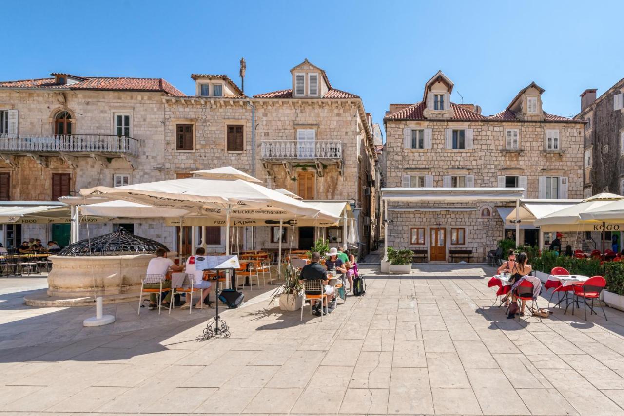 Apartments Villa Tudor 1 Đảo Hvar Ngoại thất bức ảnh