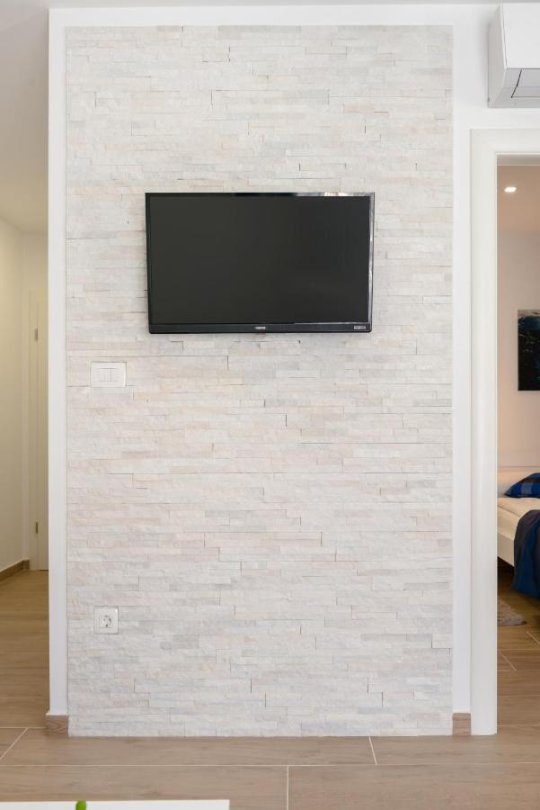 Apartments Villa Tudor 1 Đảo Hvar Ngoại thất bức ảnh